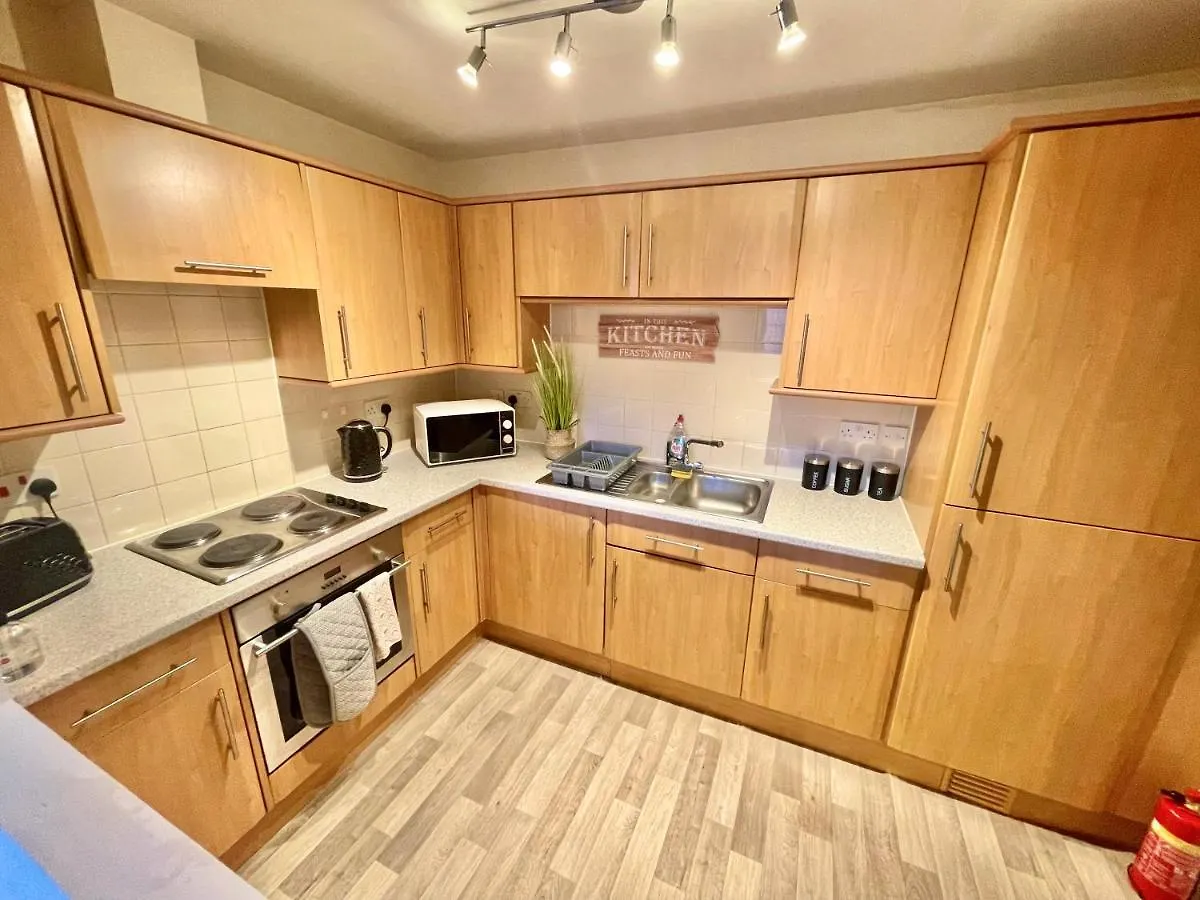 A Stylish Retreat - Super King Bed - Heart Of Town Centre - 5 Mins Stroll To Beach Bournemouth